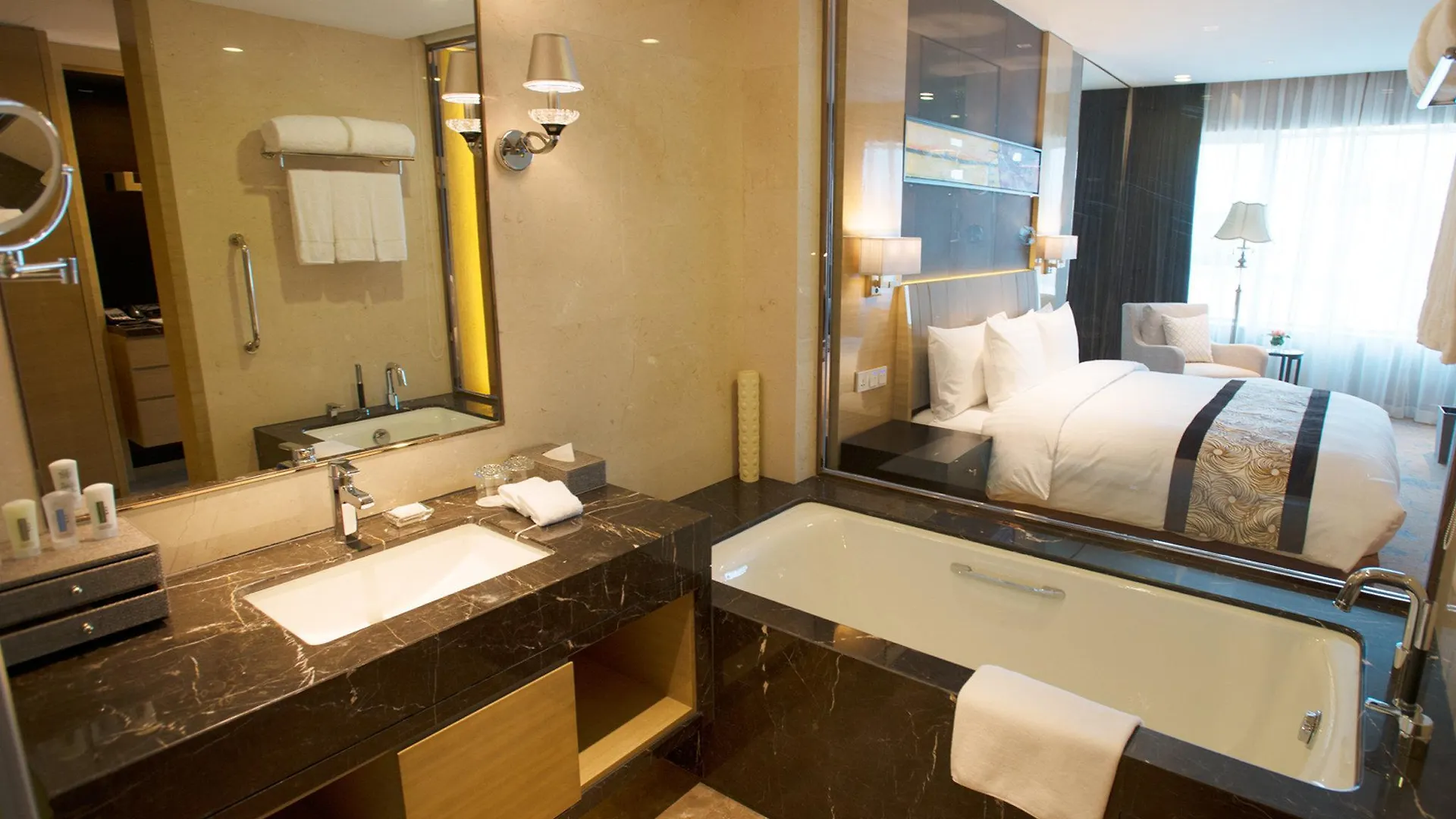 Crowne Plaza Shanghai Noah Square By Ihg
